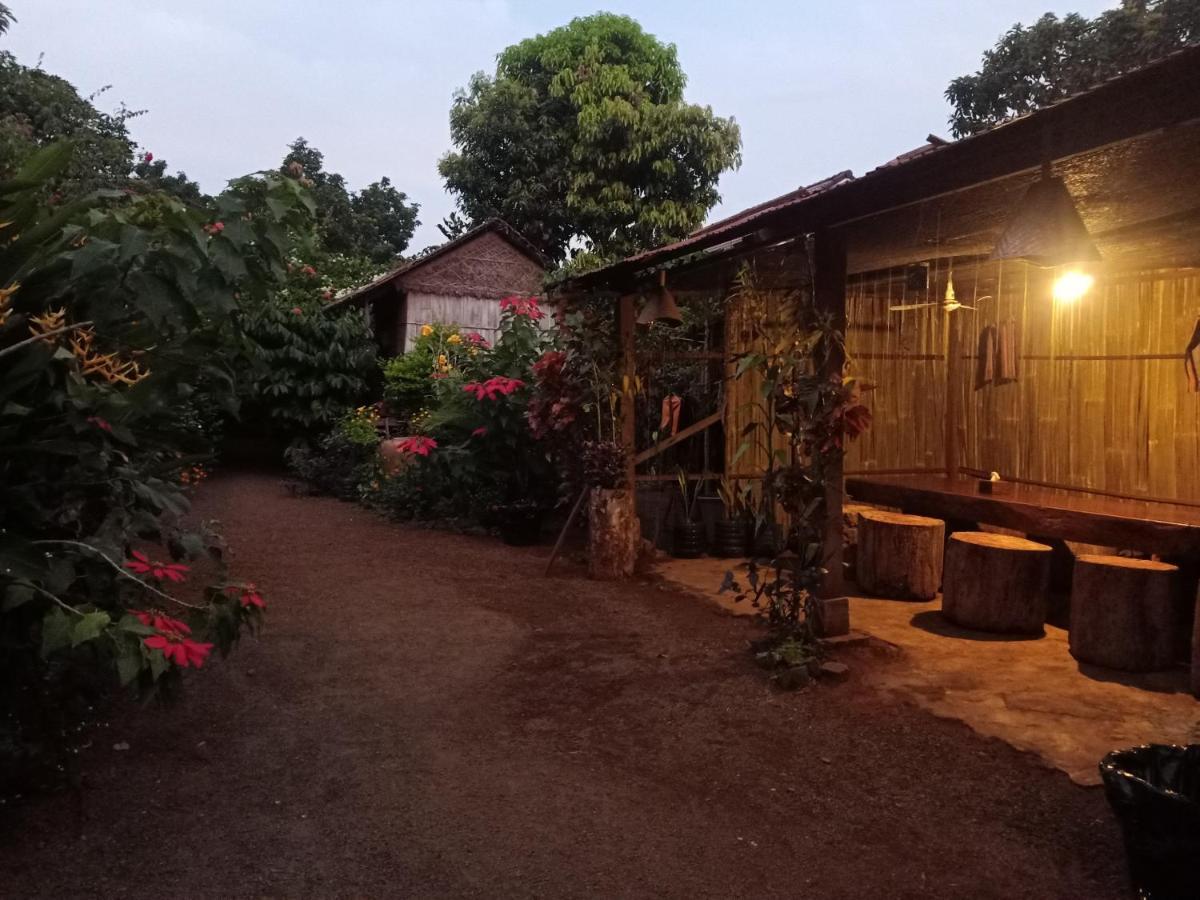 Tribal Village Homestay & Trekking Banlung Esterno foto